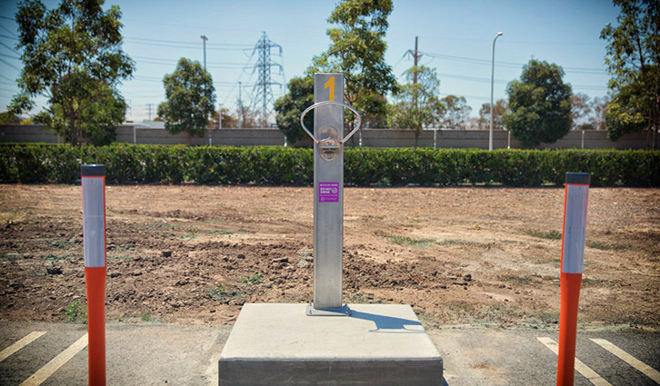 images/photos/liquid-news/October 2018/726x425-2018_recycled_water_filling_station.jpg